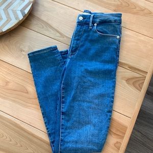 Good American Always Fits Good Legs Skinny Jeans